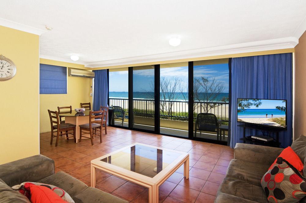 Pelican Sands Beach Resort Голд-Кост Экстерьер фото
